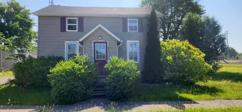 67 S Marion St, Bloomville, OH 44818