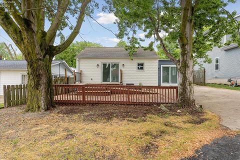2070 S Napama Rd, Marblehead, OH 43440