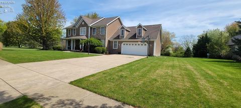 1007 Eagle Ridge Dr, Huron, OH 44839 photo 3