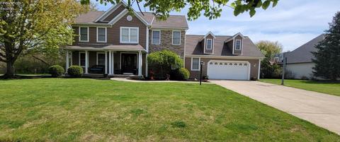 1007 Eagle Ridge Dr, Huron, OH 44839