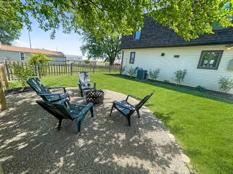 121 E Shawnee Trl, Sandusky, OH 44870 photo 46
