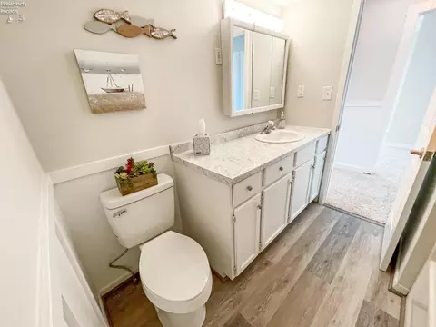 121 E Shawnee Trl, Sandusky, OH 44870 photo 34