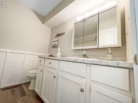 121 E Shawnee Trl, Sandusky, OH 44870 photo 33