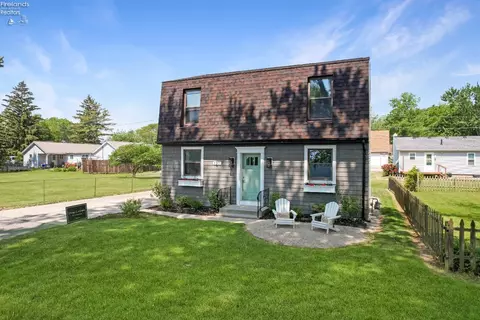 121 E Shawnee Trl, Sandusky, OH 44870 photo 57