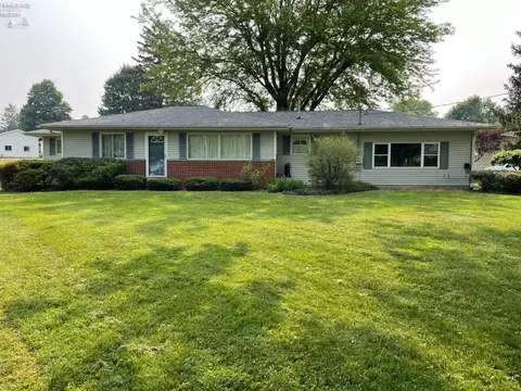 432 N Mulberry St, Clyde, OH 43410