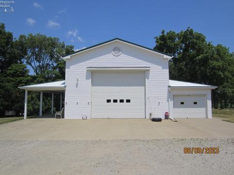 7556 Sr 101, Castalia, OH 44824
