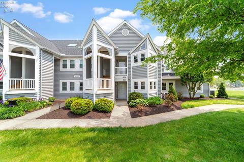 10911 N Bay Point Dr #603, Marblehead, OH 43440