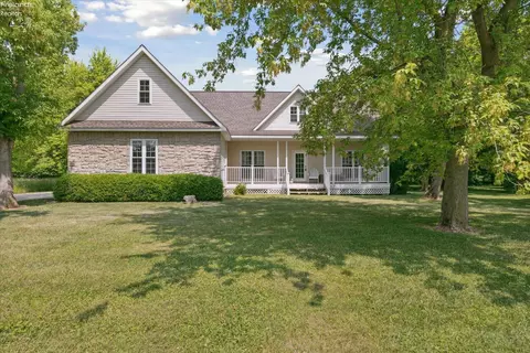 115 Southaven Ln, Kelleys Island, OH 43438
