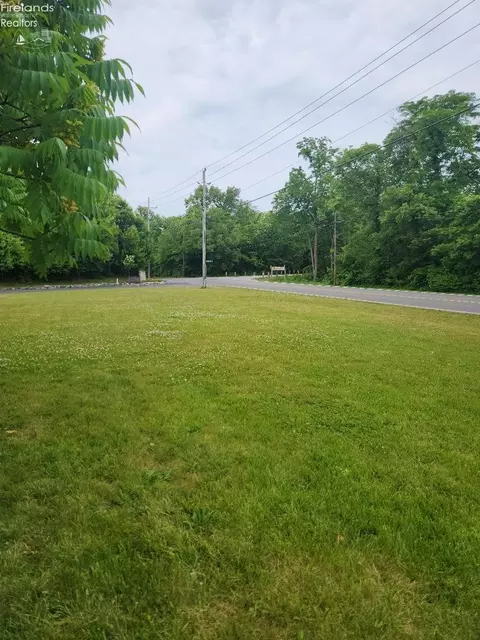 2301 Split Rock, Marblehead, OH 43440 photo 4