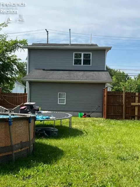 735 E Main St, Bellevue, OH 44811 photo 15