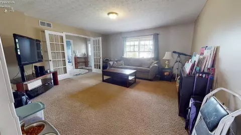 1002 Armstrong St, Willard, OH 44890 photo 34
