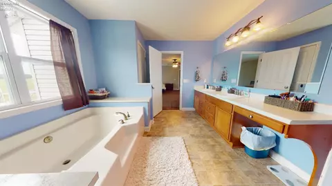 1002 Armstrong St, Willard, OH 44890 photo 42