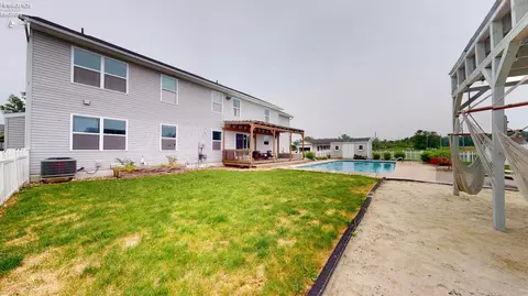 1002 Armstrong St, Willard, OH 44890 photo 14