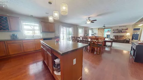 1002 Armstrong St, Willard, OH 44890 photo 24