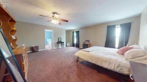 1002 Armstrong St, Willard, OH 44890 photo 38