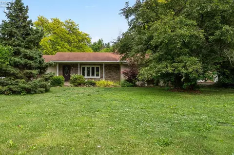 6514 Barnes Rd, Vermilion, OH 44089