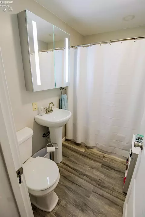 520 Williams St, Huron, OH 44839 photo 32