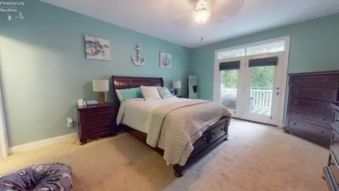 330 Portage Path, Willard, OH 44890 photo 32