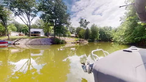 330 Portage Path, Willard, OH 44890 photo 8