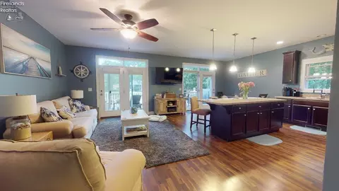 330 Portage Path, Willard, OH 44890 photo 23