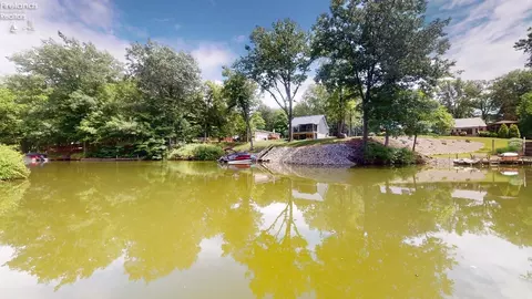 330 Portage Path, Willard, OH 44890 photo 7