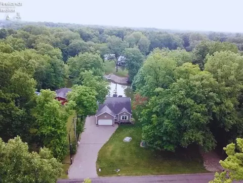 330 Portage Path, Willard, OH 44890 photo 59