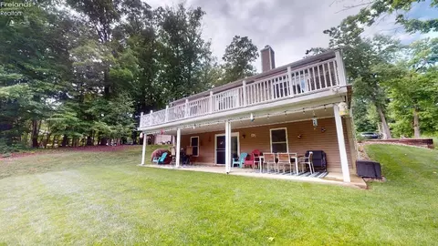 330 Portage Path, Willard, OH 44890 photo 19