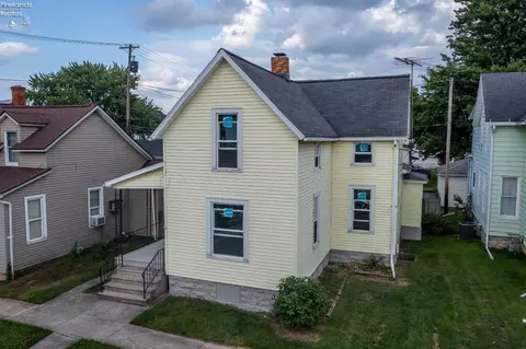 321 N Wayne St, Fremont, OH 43420