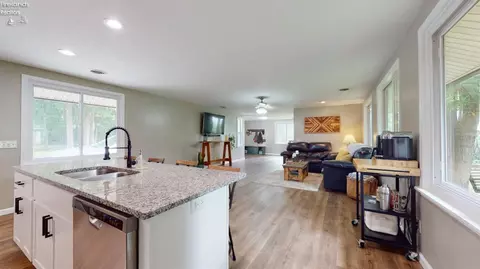 768 Holiday Dr, Willard, OH 44890 photo 24
