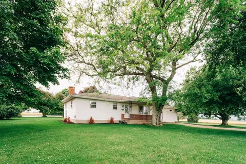 1742 S County Road 23, Republic, OH 44867