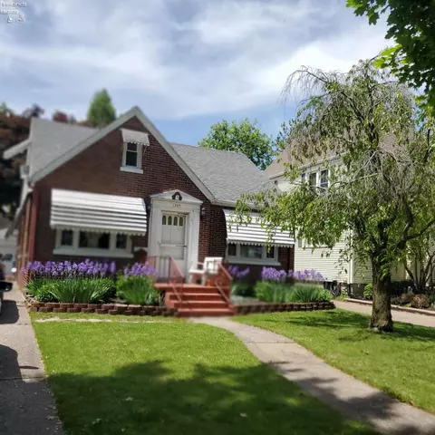 1305 Ogontz St, Sandusky, OH 44870