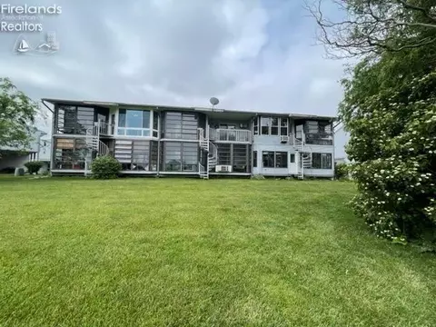 6485 Teal, Oak Harbor, OH 43449