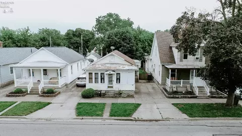 725 W Park St, Sandusky, OH 44870