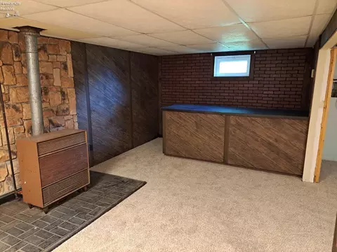 319 E Forest St, Clyde, OH 43410 photo 6