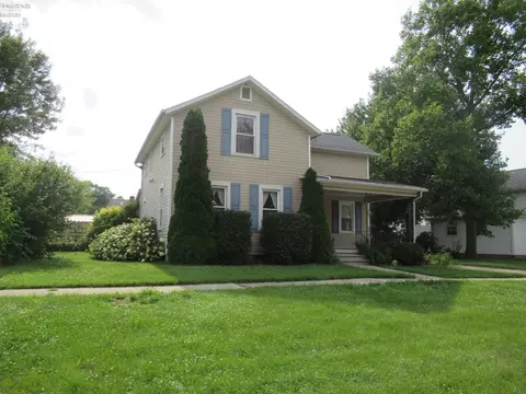 530 Union Pl, Fremont, OH 43420