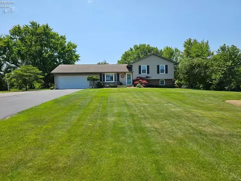 1367 Snyder Rd, Norwalk, OH 44857