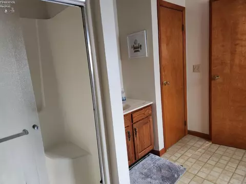 304 E Sixth St, Lakeside, OH 43440 photo 17