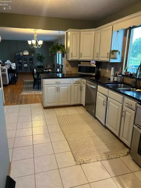 5094 Knight Rd, Huron, OH 44839 photo 6