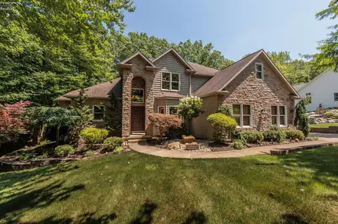 14 Deer Run Dr, Wakeman, OH 44889