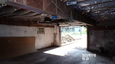 725 S Main St, Willard, OH 44890 photo 33