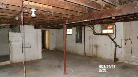 725 S Main St, Willard, OH 44890 photo 37