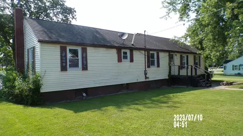 725 S Main St, Willard, OH 44890 photo 5