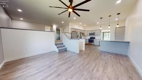 531 Cottonwood Dr, Willard, OH 44890 photo 37