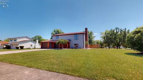 531 Cottonwood Dr, Willard, OH 44890 photo 2