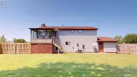 531 Cottonwood Dr, Willard, OH 44890 photo 5