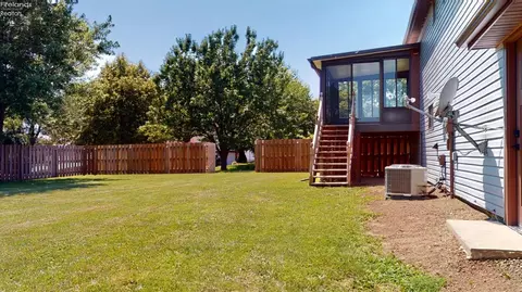 531 Cottonwood Dr, Willard, OH 44890 photo 20