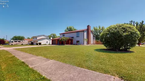 531 Cottonwood Dr, Willard, OH 44890 photo 7
