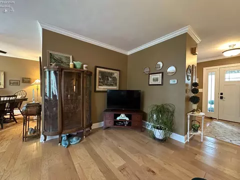 420 Gateway Blvd, Huron, OH 44839 photo 6