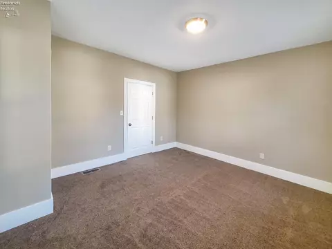 936 Vine St, Clyde, OH 43410 photo 12