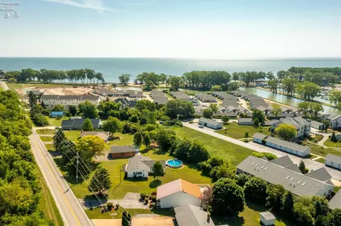 10730 E Bayshore Dr, Lakeside, OH 43440 photo 21